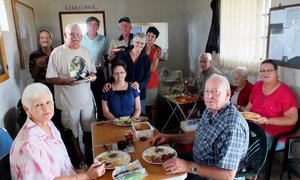 Pistoolklub geniet Braai